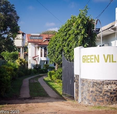 Green Village Negombo Exteriör bild